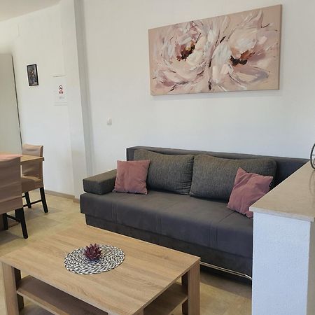 Apartment Rados Dugopolje Exterior photo